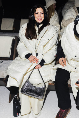Anne Hathaway – Moncler Fall/Winter 2024 Fashion Show in St Moritz