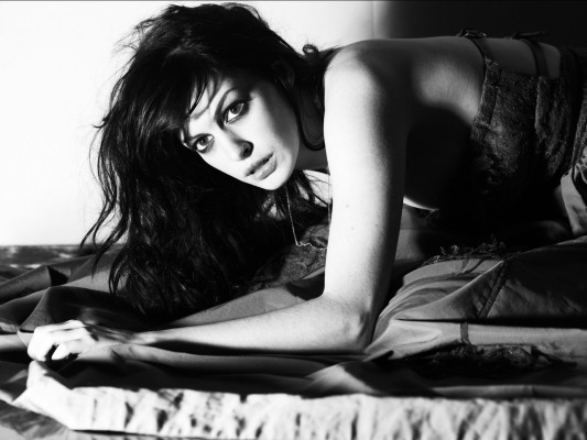 photo 27 in Anne Hathaway gallery [id104655] 2008-07-21 00:00:00