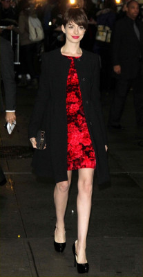 Anne Hathaway pic #591329