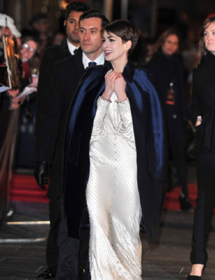 Anne Hathaway pic #591251
