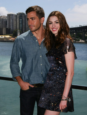 photo 14 in Anne Hathaway gallery [id323088] 2010-12-09 00:00:00