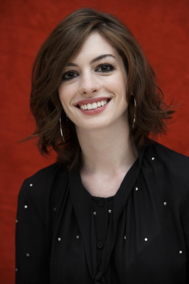 Anne Hathaway pic #209560