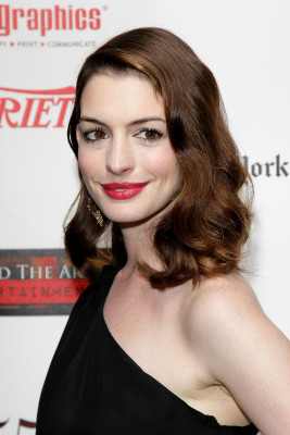 photo 5 in Anne Hathaway gallery [id268190] 2010-06-01 00:00:00