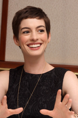 Anne Hathaway pic #536012