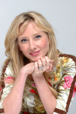 photo 17 in Anne Heche gallery [id500454] 2012-04-20 00:00:00