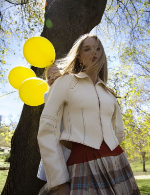 Anne Vyalitsyna ~ Grazia Bulgaria May 2022