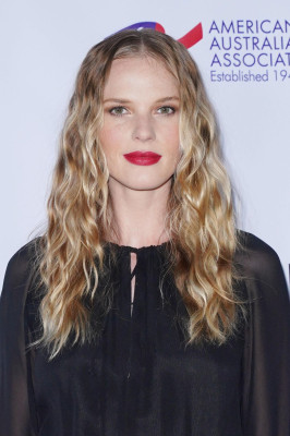 Anne Vyalitsyna - AAA  Awards Gala to support Australian Bushfire Relief in NYC
