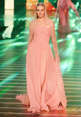Anne Vyalitsyna at The 1001 Seasons of Elie Saab 