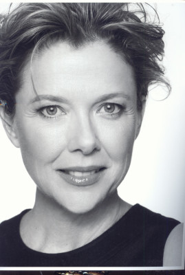Annette Bening pic #320701