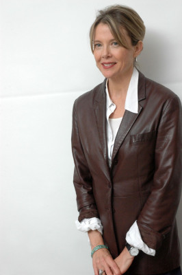 photo 17 in Annette Bening gallery [id322026] 2010-12-06 00:00:00