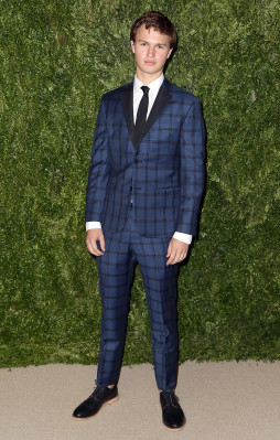 Ansel Elgort pic #746961