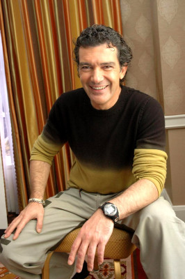 photo 21 in Antonio Banderas gallery [id283219] 2010-08-05 00:00:00