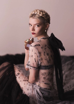 Anya Taylor-Joy for Viktor &amp; Rolf Flower Bomb Fragrance // 2020  
