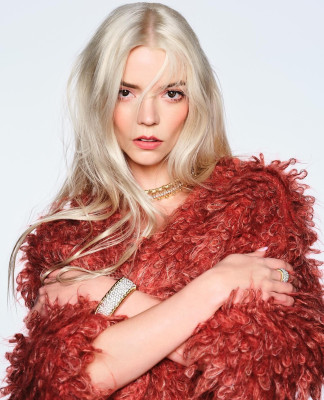 Anya Taylor-Joy by Zoey Grossman for Elle Japan (2023)