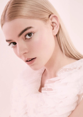 Anya Taylor-Joy for Viktor &amp; Rolf Flower Bomb Fragrance // 2020  