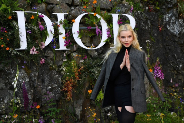 Anya Taylor-Joy – Dior Cruise 2025 Fashion Show in Crieff