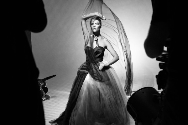 ANYA TAYLOR-JOY for Viktor &amp; Rolf Flowerbomb Fragrance, 2019