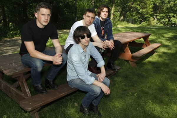 Arctic Monkeys pic #687677