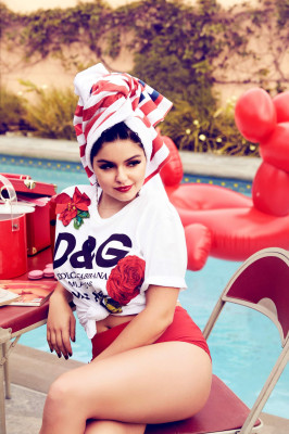 Ariel Winter – Bikini Photoshoot 2018