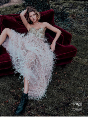 ARIZONA MUSE in Country &amp; Town House, May/June 2020
