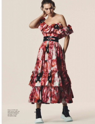 ARIZONA MUSE in Grazia Magazine, Spain November 2019