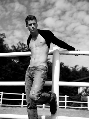 Arthur Sales pic #413117