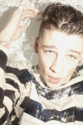 Ash Stymest pic #266487