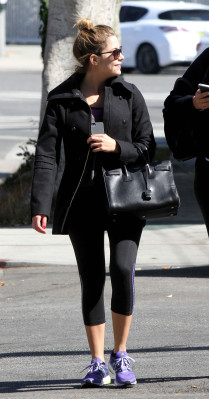 photo 18 in Ashley Benson gallery [id671719] 2013-10-21 00:00:00