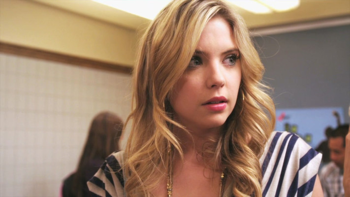 Ashley Benson pic #810117
