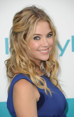 photo 18 in Ashley Benson gallery [id413363] 2011-08-15 00:00:00