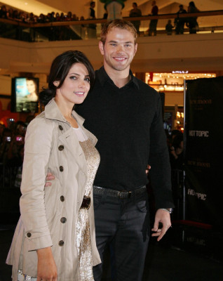 photo 5 in Ashley Greene gallery [id229967] 2010-01-04 00:00:00