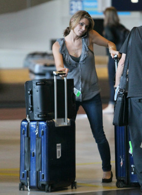 photo 27 in Ashley Greene gallery [id294583] 2010-09-13 00:00:00