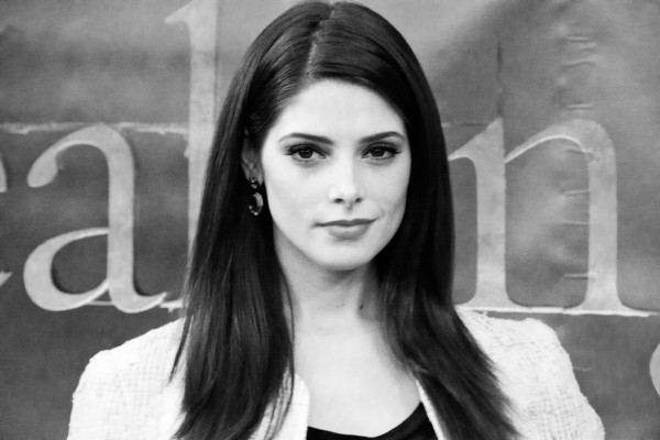 photo 12 in Ashley Greene gallery [id438127] 2011-11-21 00:00:00