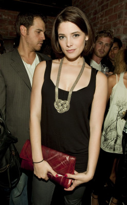 Ashley Greene pic #642178
