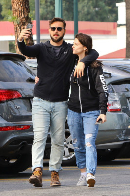 Ashley Greene - Shopping at Ralphs in LA