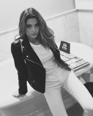 Ashley Greene pic #1062343
