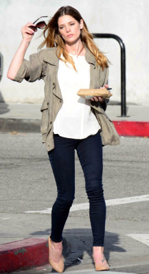 Ashley Greene- Shopping at Abbot Kinney Boulevard in Venice California 