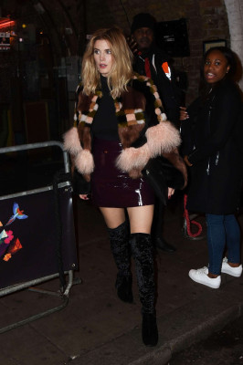 Ashley James pic #930291