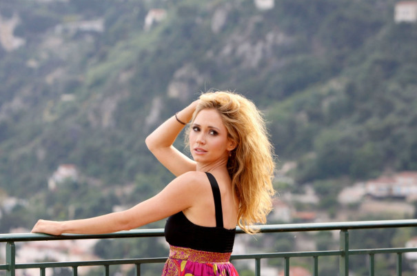 Ashley Jones pic #255226