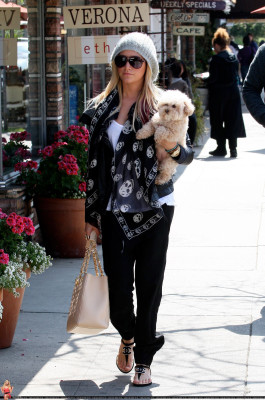 photo 12 in Ashley Tisdale gallery [id480666] 2012-03-16 00:00:00