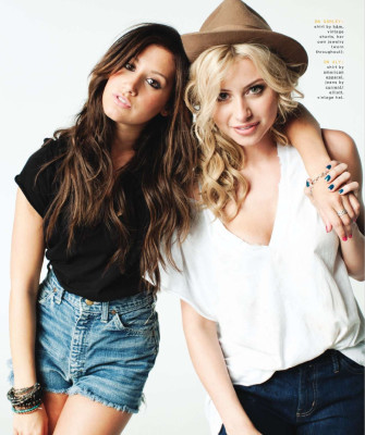 photo 12 in Ashley Tisdale gallery [id291806] 2010-09-02 00:00:00