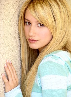photo 27 in Ashley Tisdale gallery [id136776] 2009-02-24 00:00:00