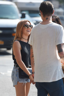 photo 14 in Ashley Tisdale gallery [id829305] 2015-09-11 00:00:00