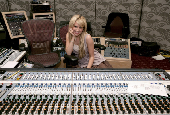Ashley Tisdale pic #131808