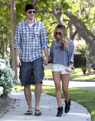 Ashley Tisdale pic #510225