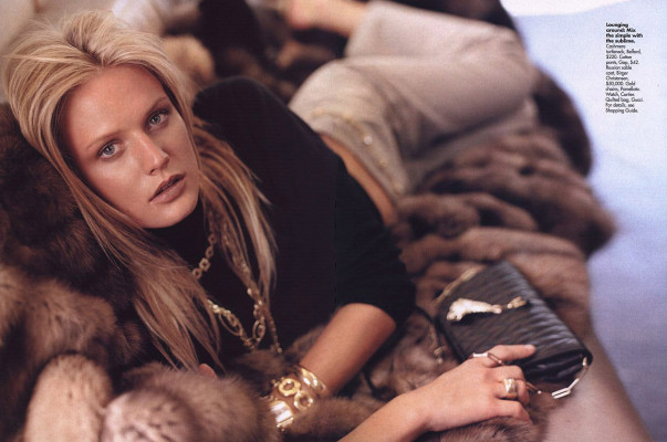 Ashley Wood pic #1235056