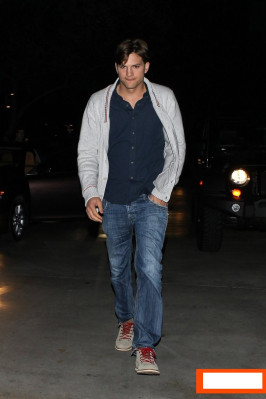 photo 6 in Ashton Cutcher gallery [id619145] 2013-03-28 00:00:00