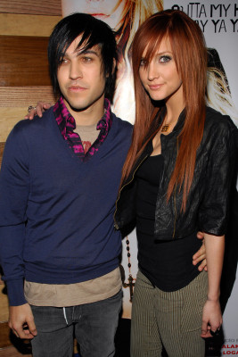 photo 13 in Ashlee Simpson gallery [id205306] 2009-11-10 00:00:00