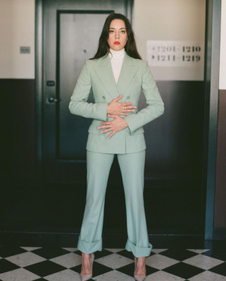 Aubrey Plaza by Shane McCauley for Rollacoaster || S/S 2021
