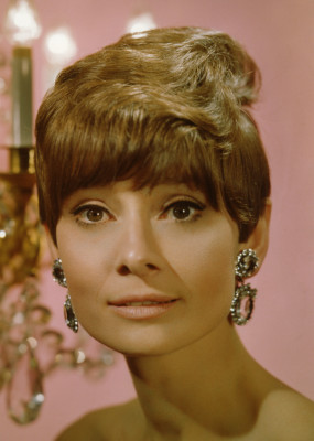 Audrey Hepburn pic #378223